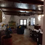 Casa de Férias Scappo In Umbria, L'antico Casale Narni