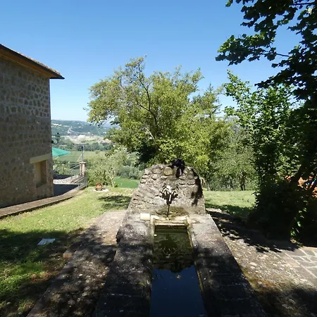 Scappo In Umbria, L'antico Casale *