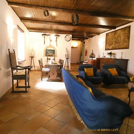 Scappo In Umbria, L'antico Casale *