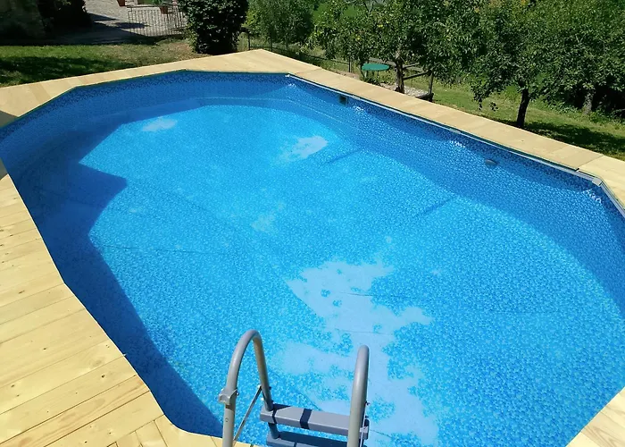 Scappo In Umbria, L'antico Casale